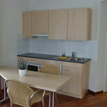 Apartment Accademia Zürich